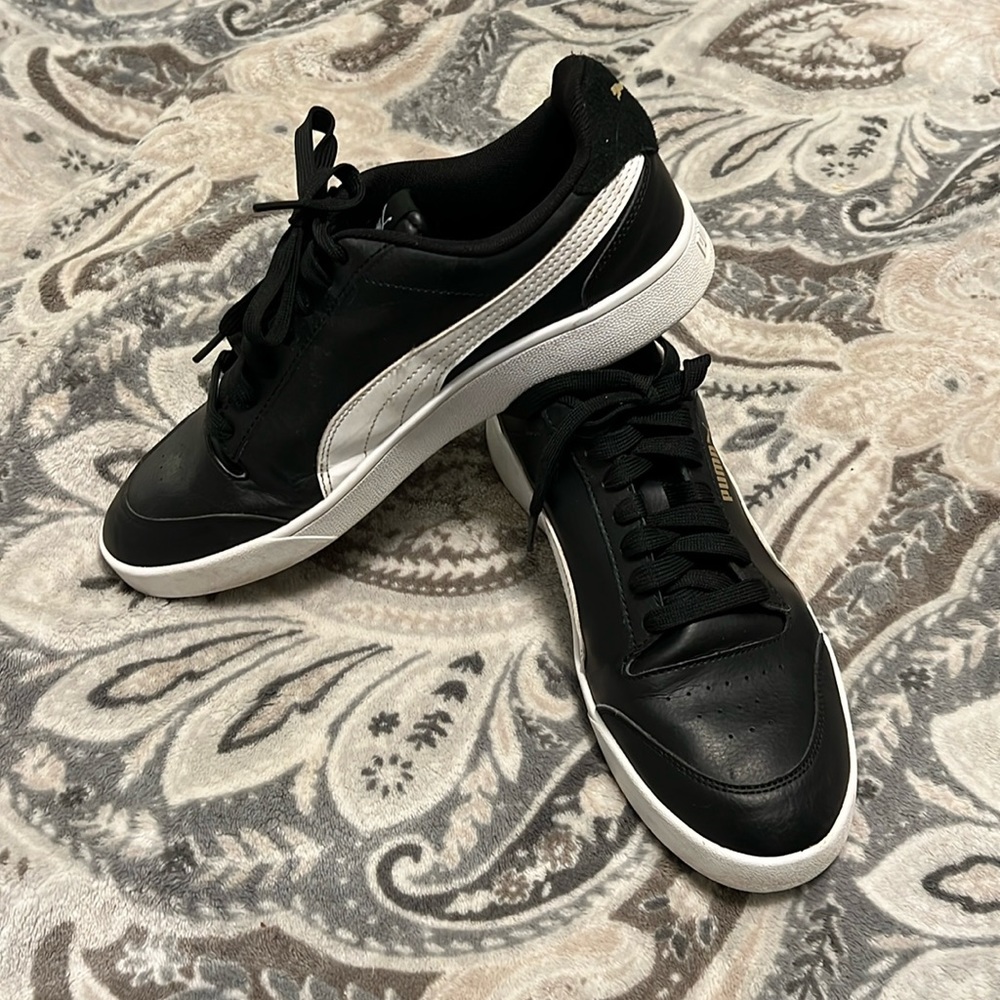 Size 11 Classic Puma - Great Condition
